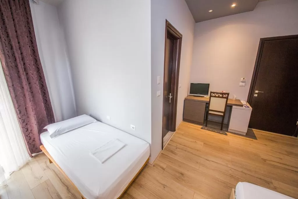 Apollon TRPL Superior SSV 3.jpg